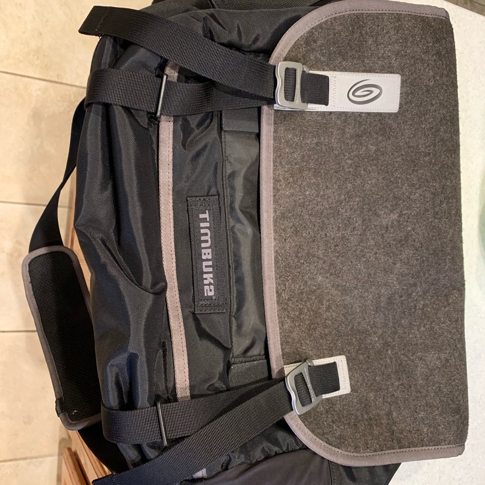 Timbuk2 messenger bag